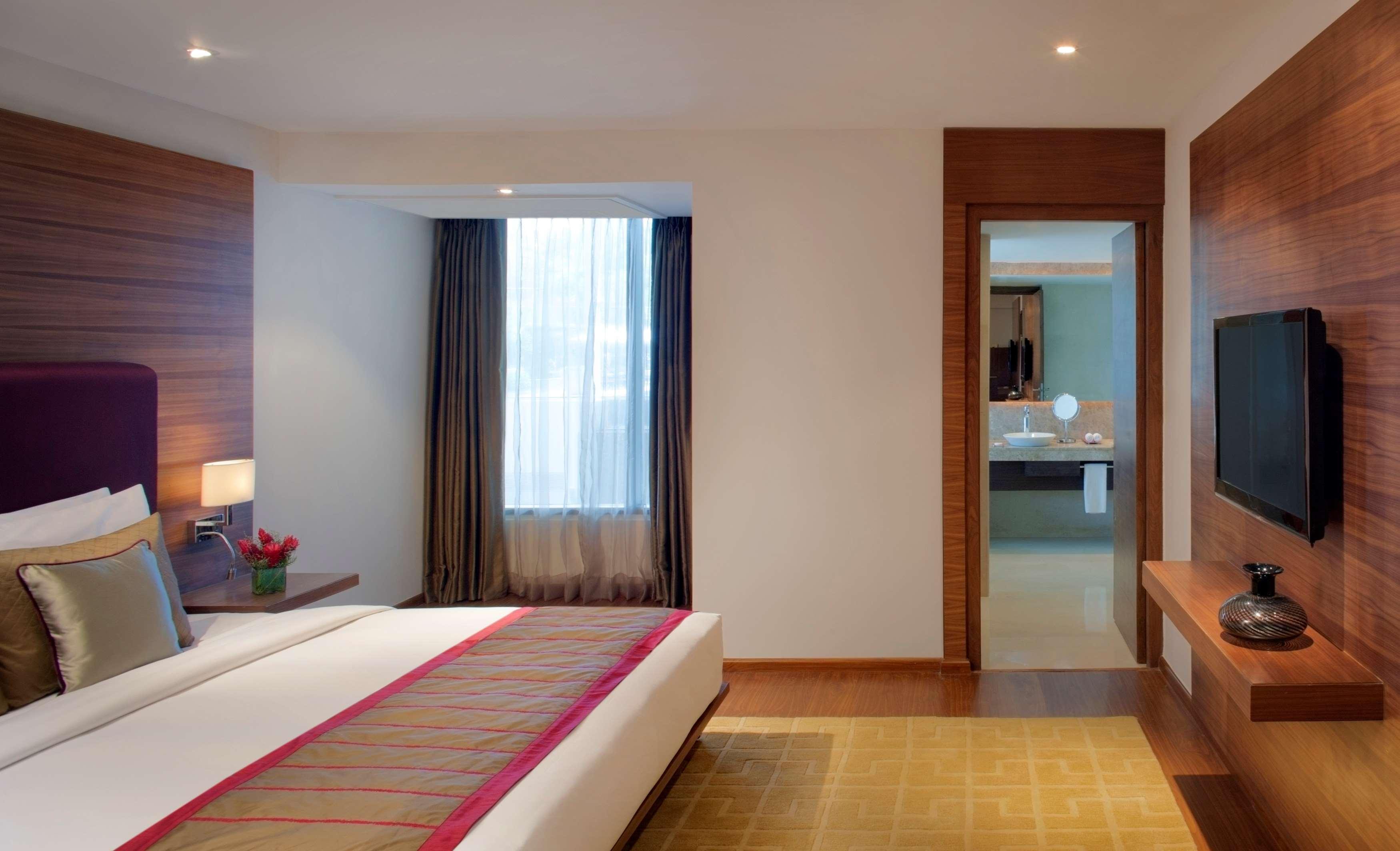 Radisson Blu Plaza Hotel Hyderabad Banjara Hills Exteriér fotografie A room at the Taj Bengal