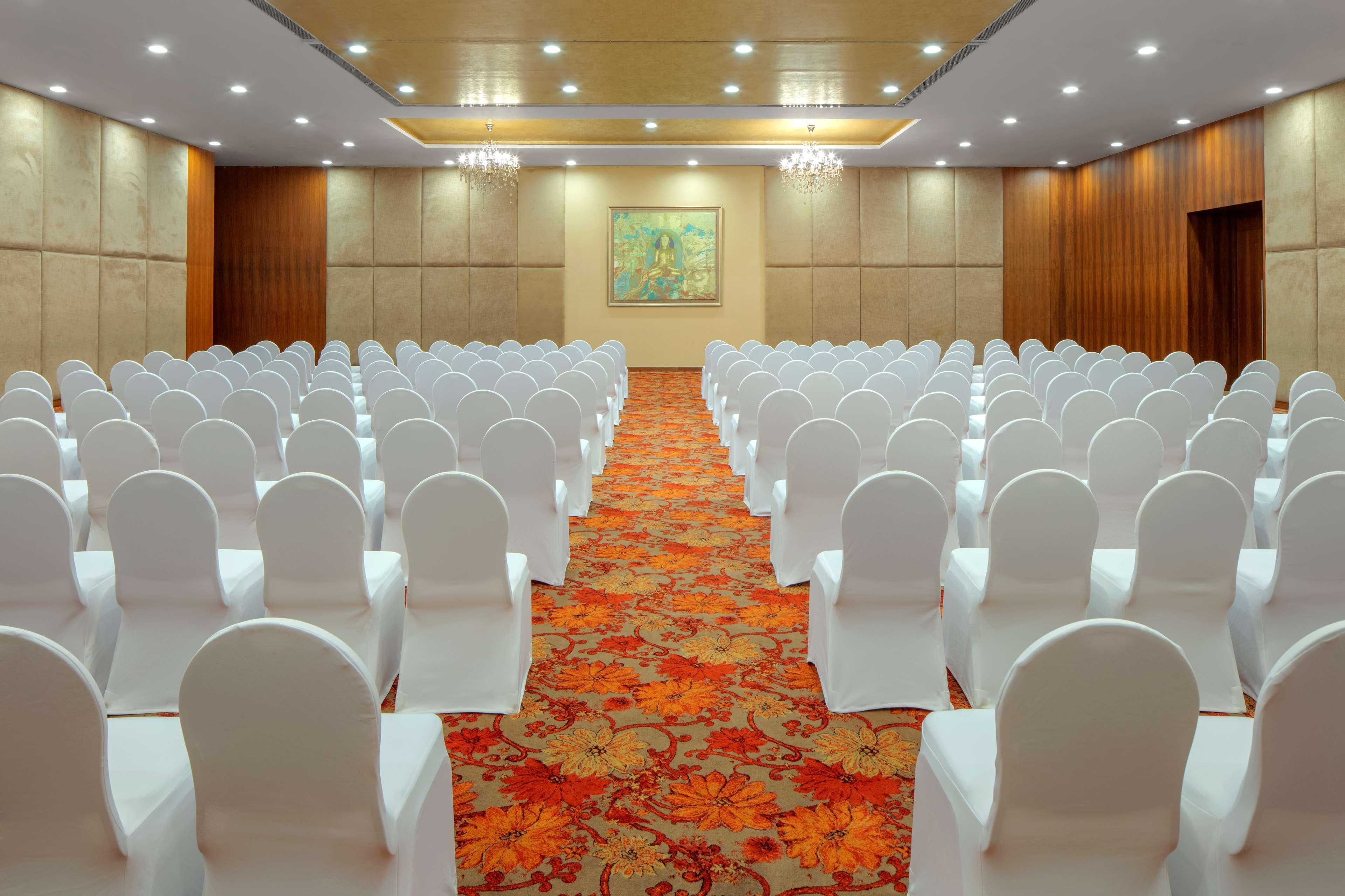 Radisson Blu Plaza Hotel Hyderabad Banjara Hills Exteriér fotografie The Grand Ballroom