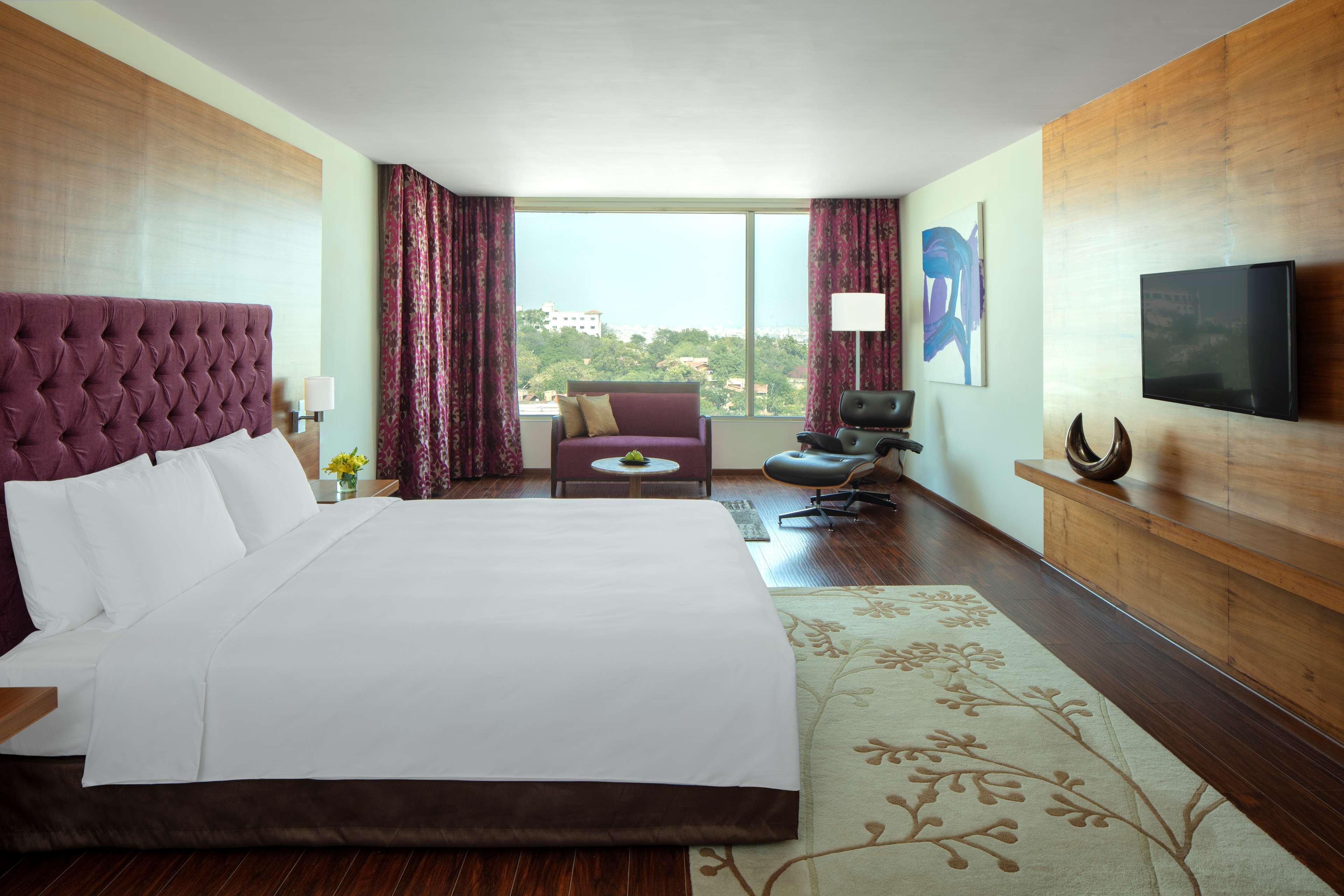 Radisson Blu Plaza Hotel Hyderabad Banjara Hills Exteriér fotografie Deluxe Room
