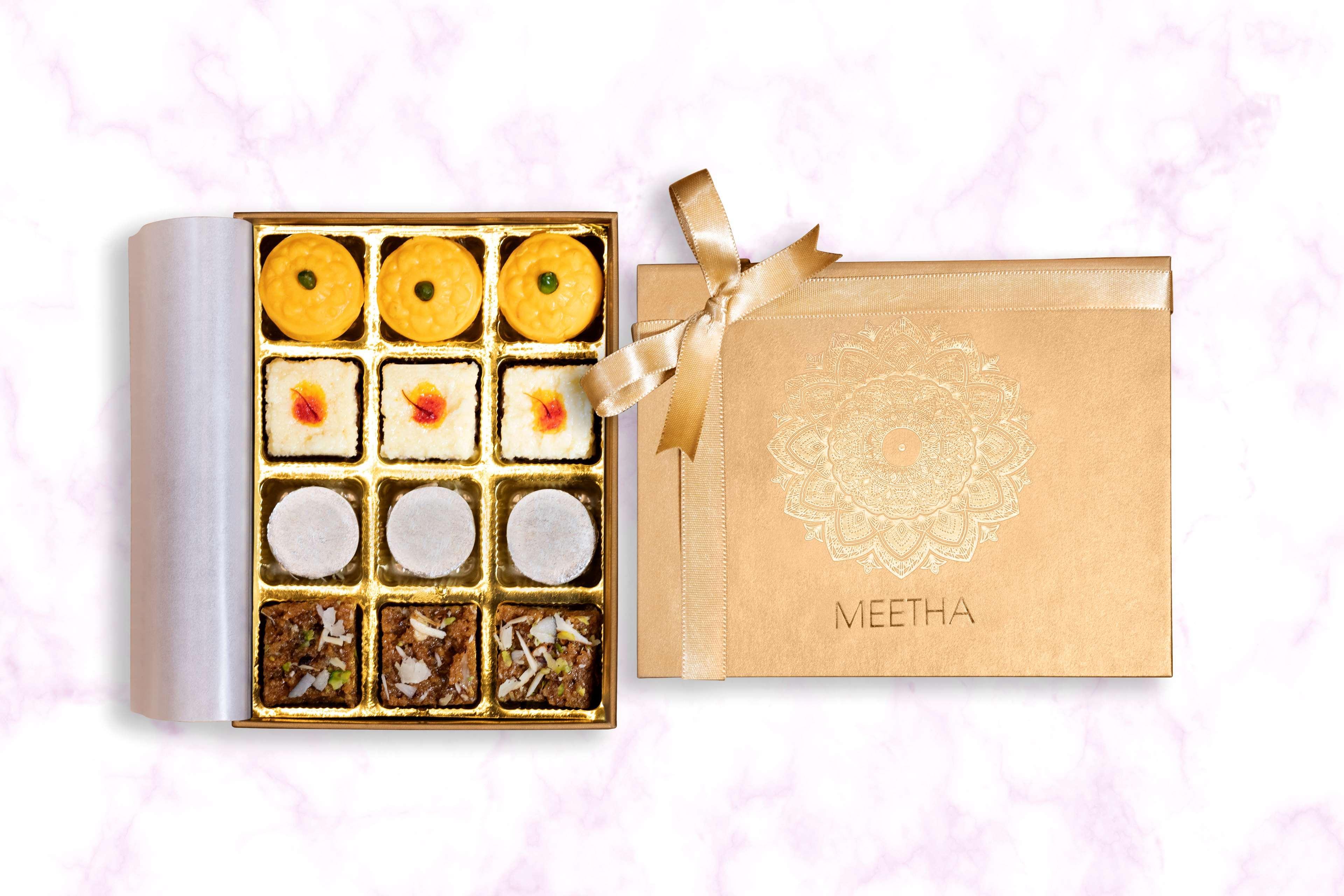 Radisson Blu Plaza Hotel Hyderabad Banjara Hills Exteriér fotografie A box of assorted Indian sweets
